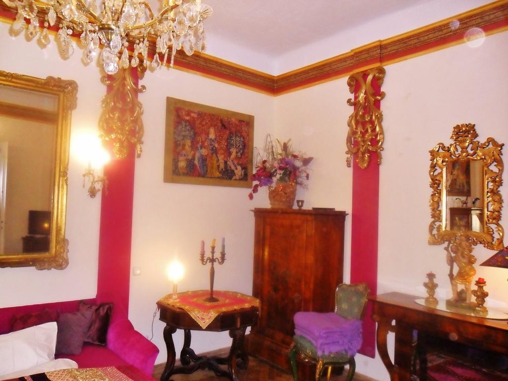 Luxury Near Castle Viena Exterior foto
