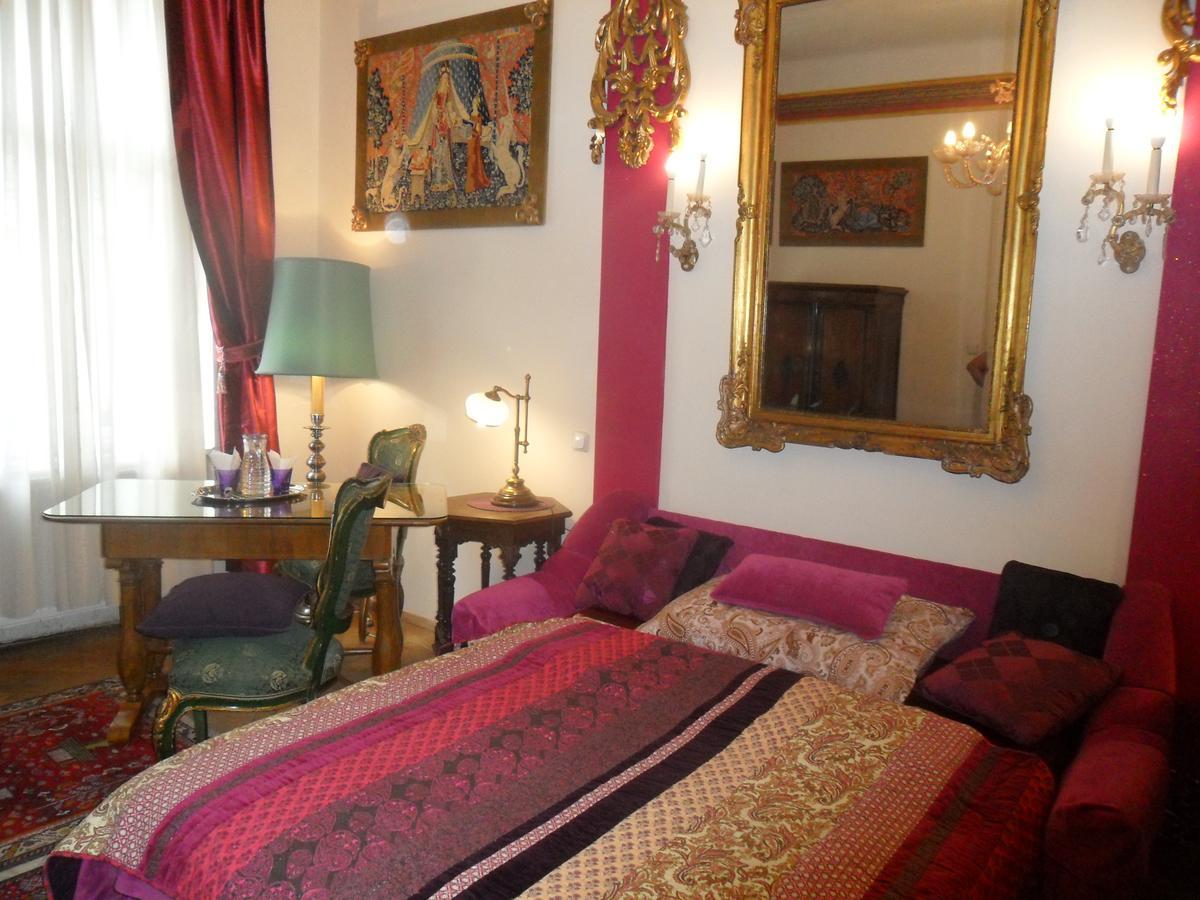 Luxury Near Castle Viena Exterior foto