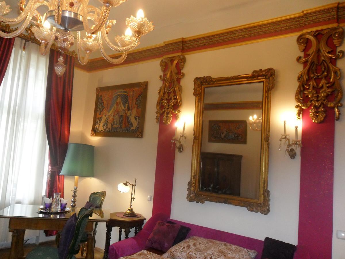 Luxury Near Castle Viena Exterior foto